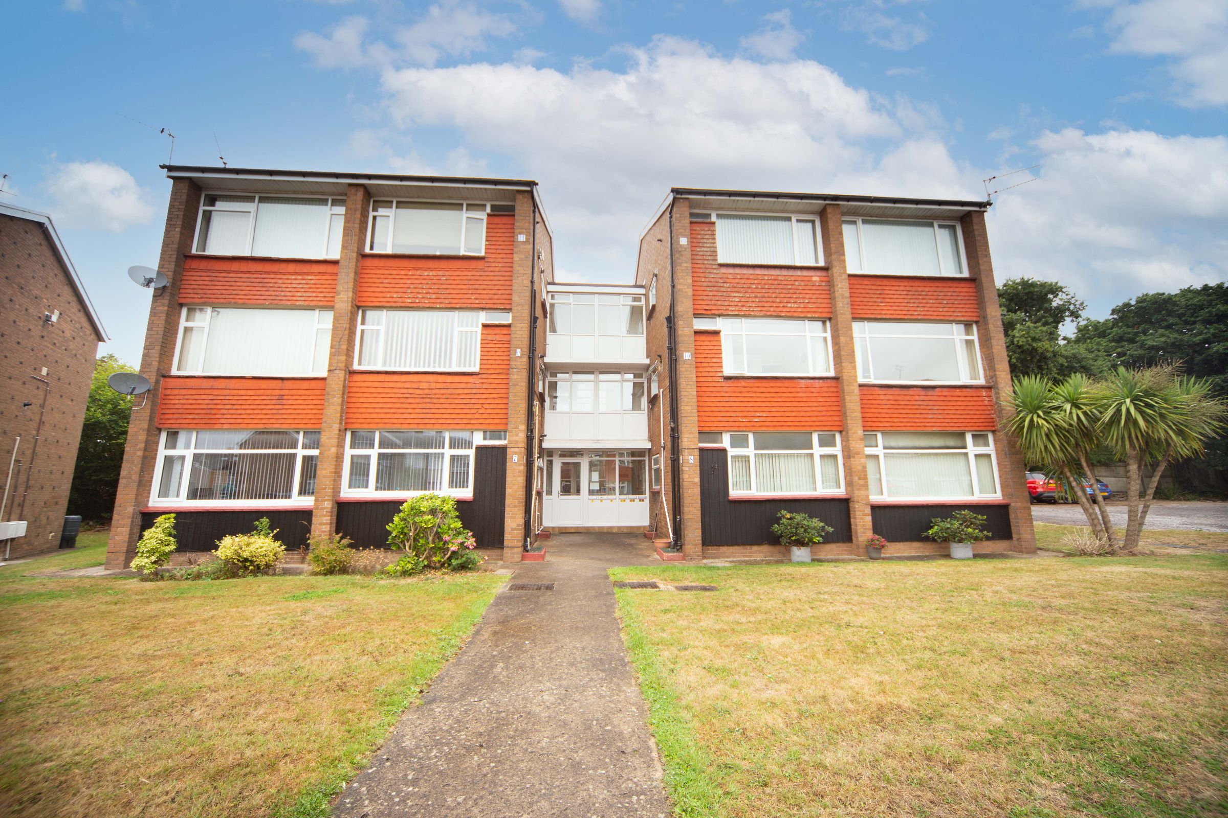2 bed flat to rent in Chulmleigh Close, Rumney, Cardiff CF3 Zoopla