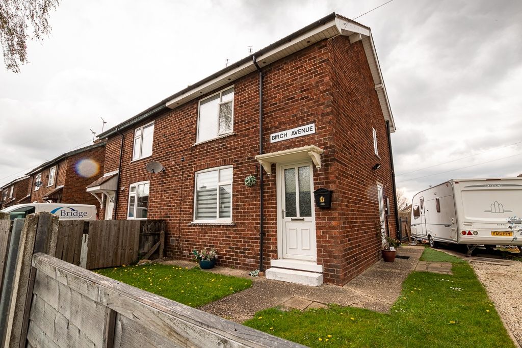 3 bed semidetached house for sale in Birch Avenue, Brigg DN20 Zoopla