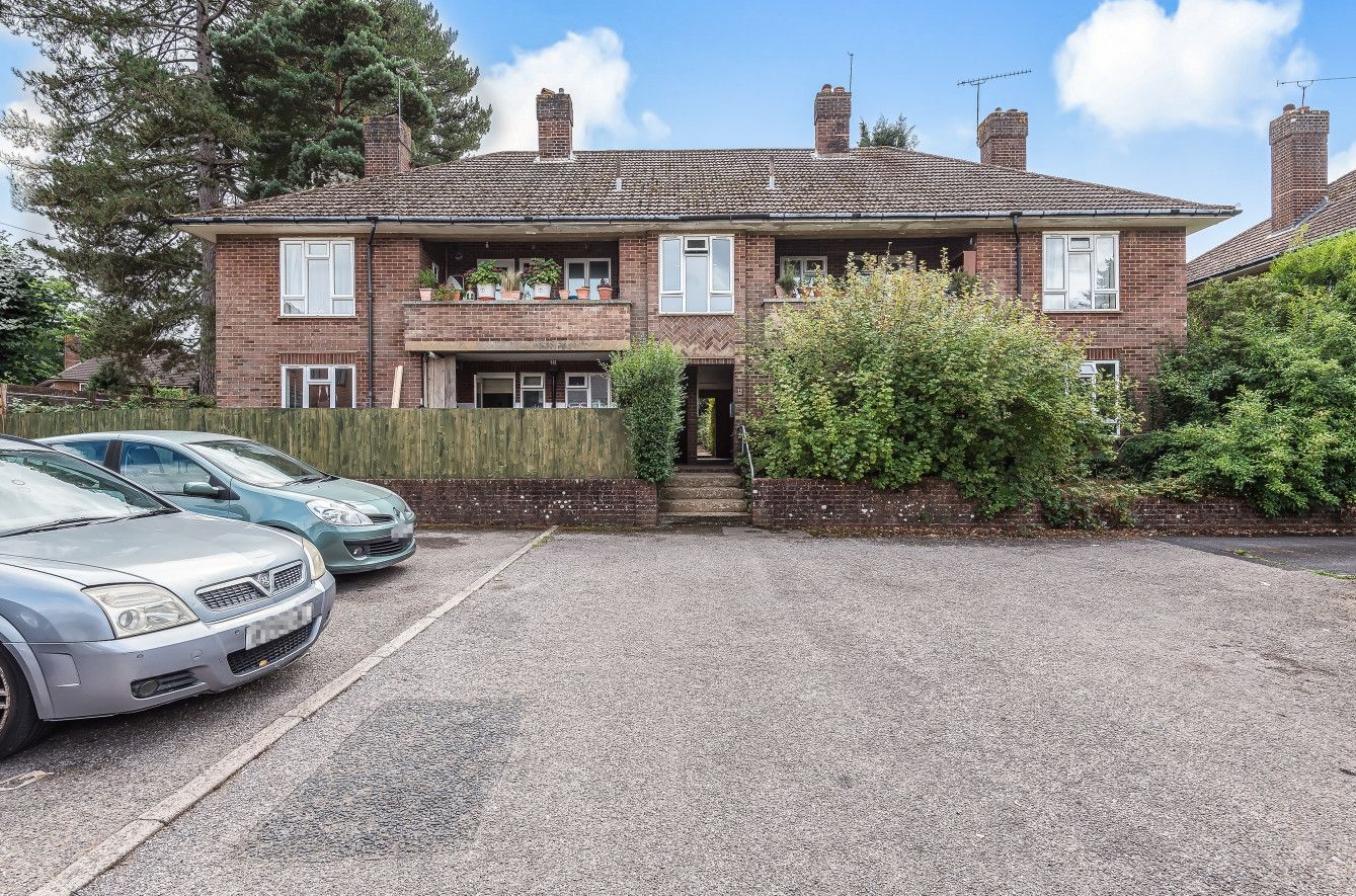 3 bed flat for sale in Shenden Close, Sevenoaks TN13 Zoopla