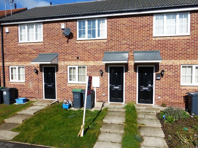 2 bed town house to rent in Main Street, Huthwaite, SuttonInAshfield