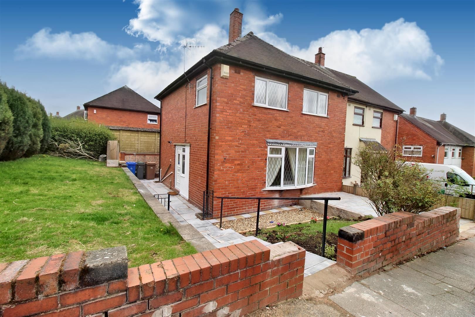 3 bed semidetached house for sale in Waverton Road, Bentilee, StokeOn