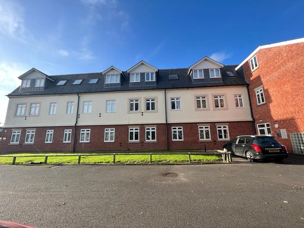 2 bed flat to rent in Birmingham New Road, Bilston WV14 Zoopla
