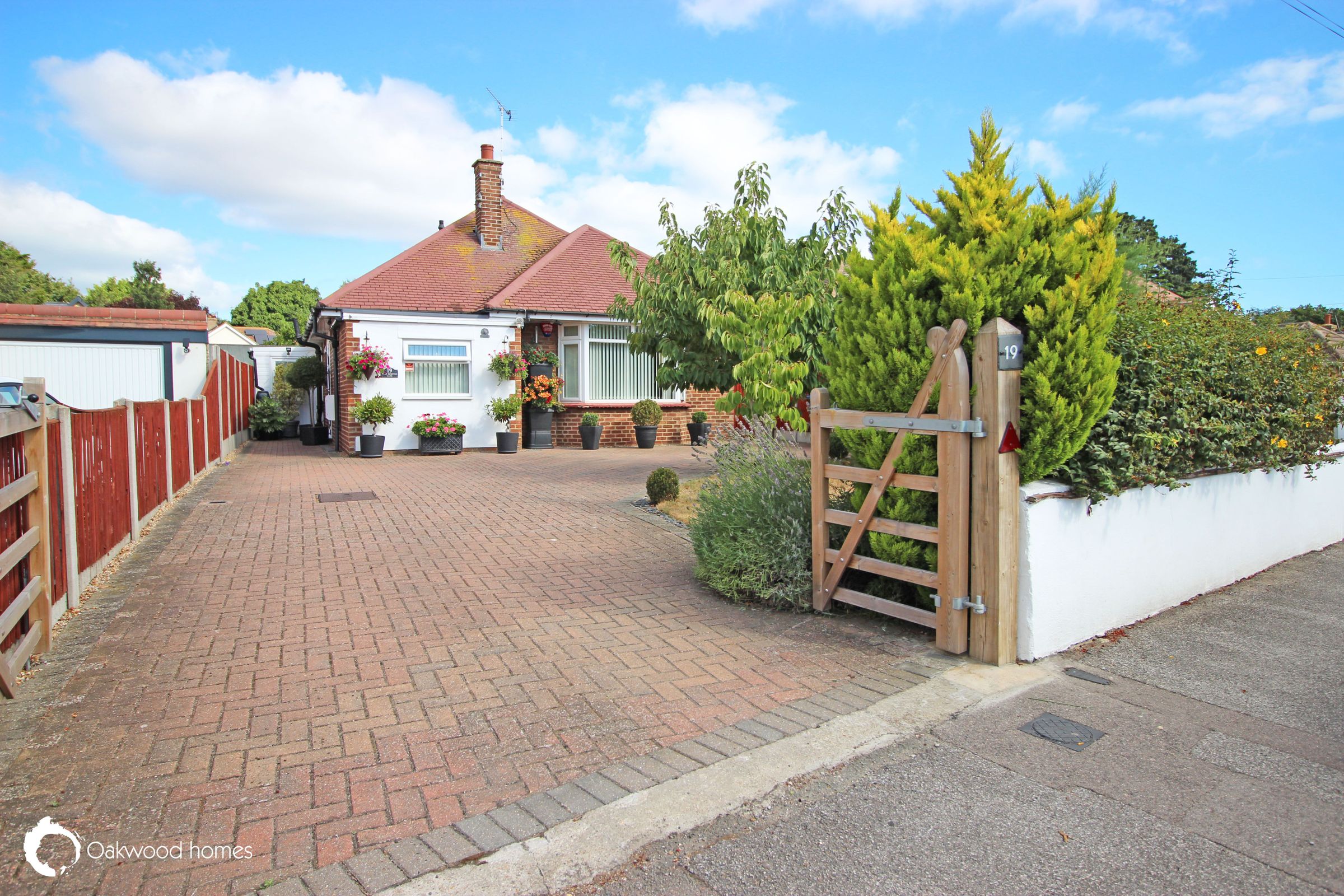 3 bed detached bungalow for sale in West Dumpton Lane, Ramsgate CT11