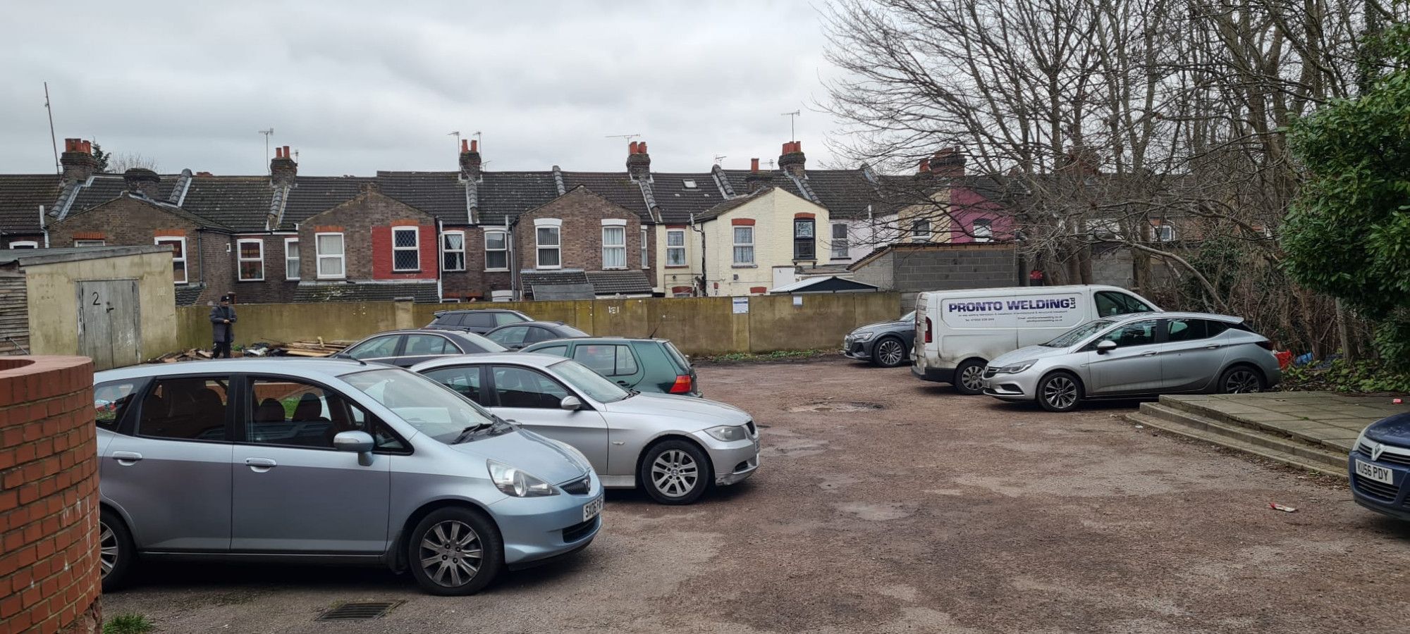 17 bed detached house for sale in Biscot Road, Luton, Bedfordshire LU3