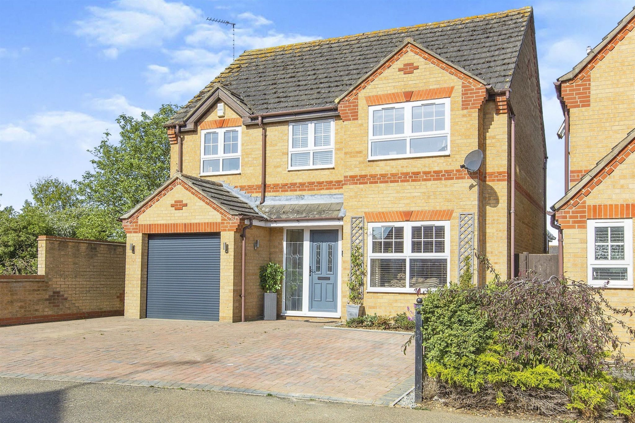 4 bed detached house for sale in Tyler Way, Thrapston, Kettering NN14 Zoopla