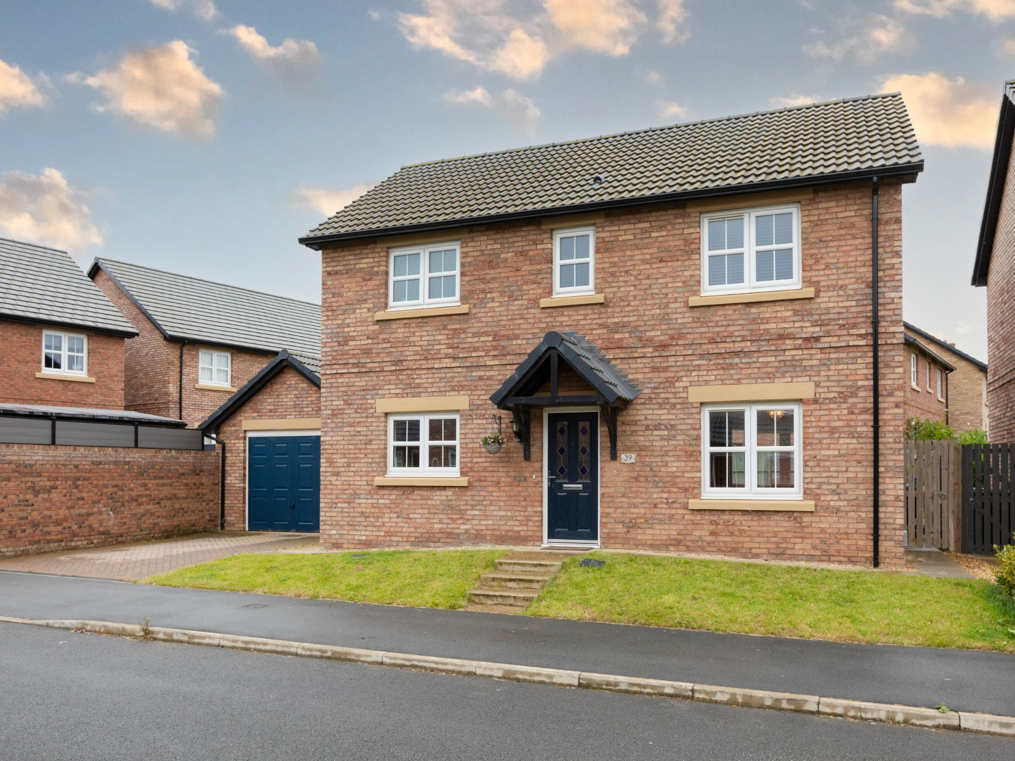 3 bed detached house for sale in Hampstead Way, Middlesbrough TS5 Zoopla