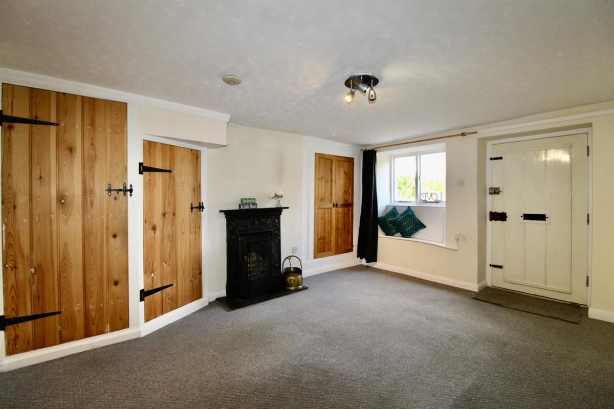 2 bed detached house to rent in Church Street, Werrington, Peterborough