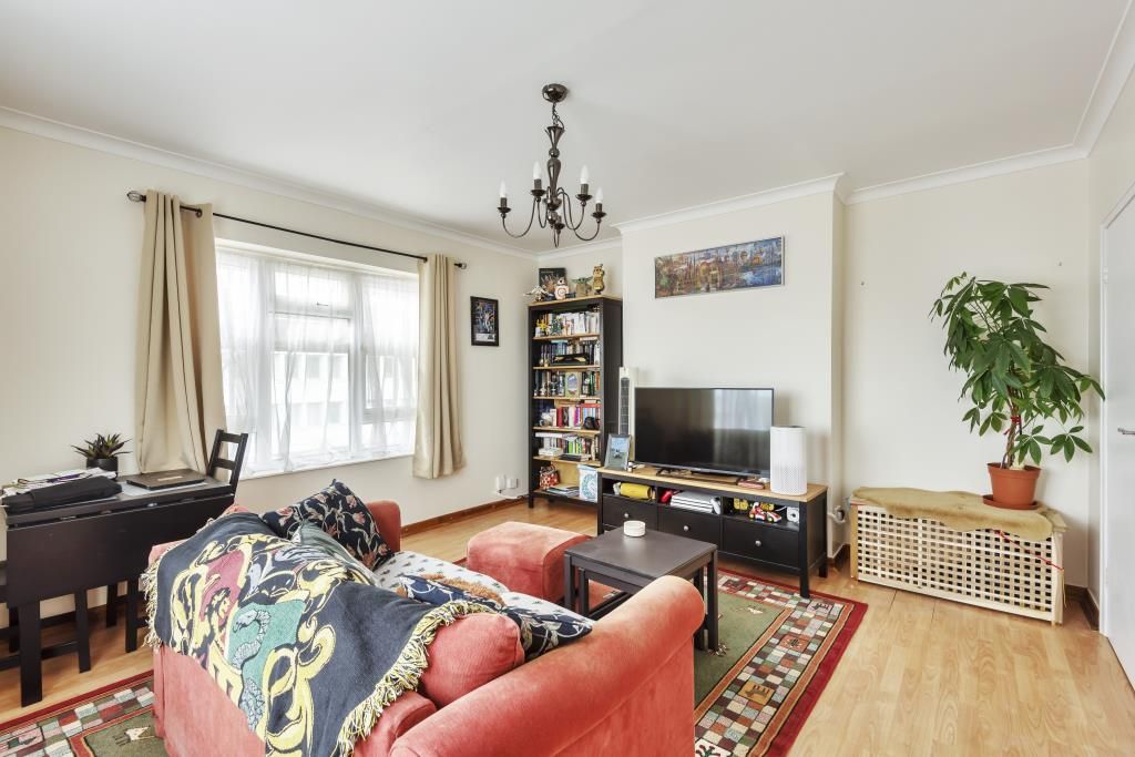 2 bed block of flats for sale in Northwood, Harrow HA6 Zoopla