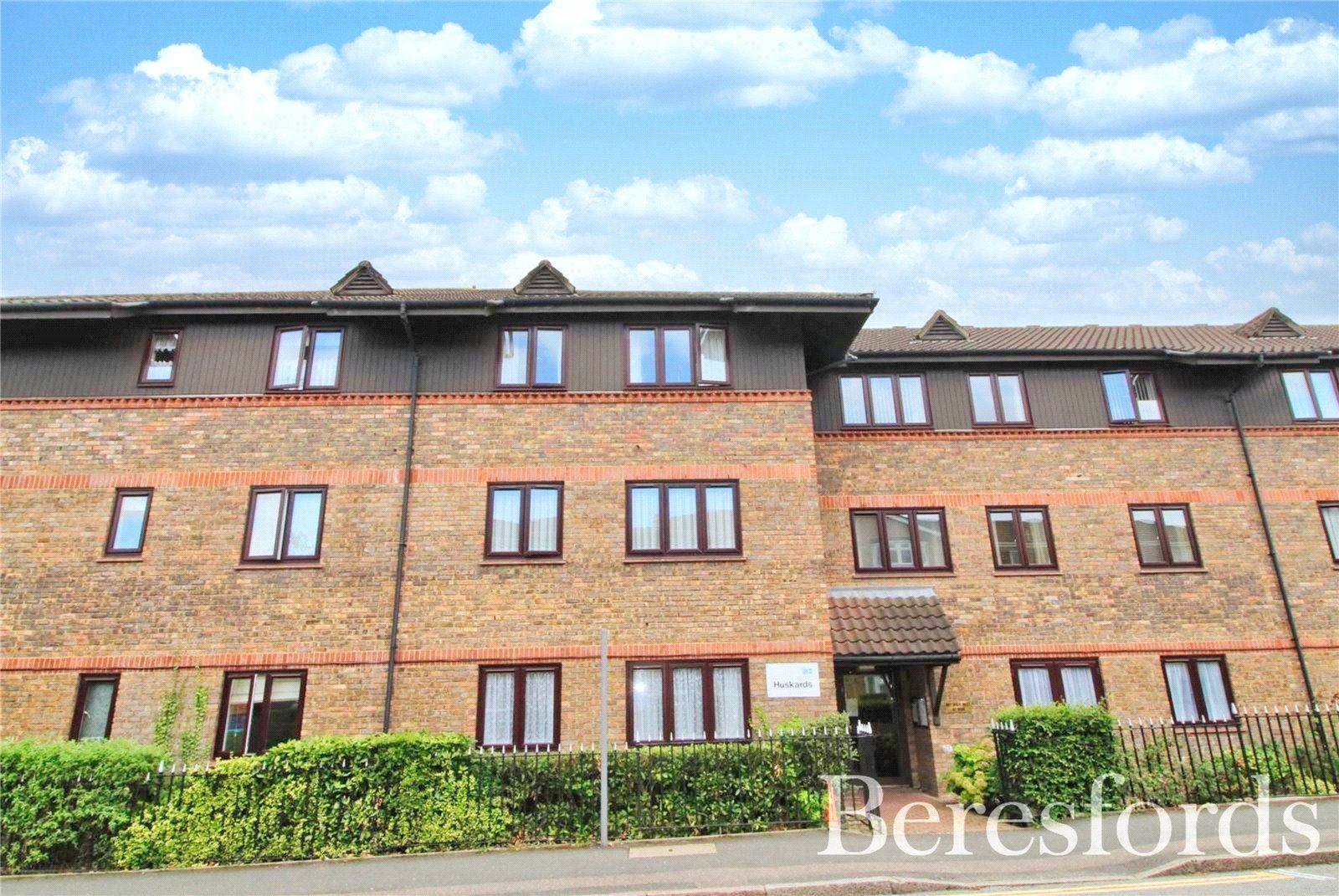1 bed flat for sale in Huskards, Waldegrave Gardens RM14 Zoopla