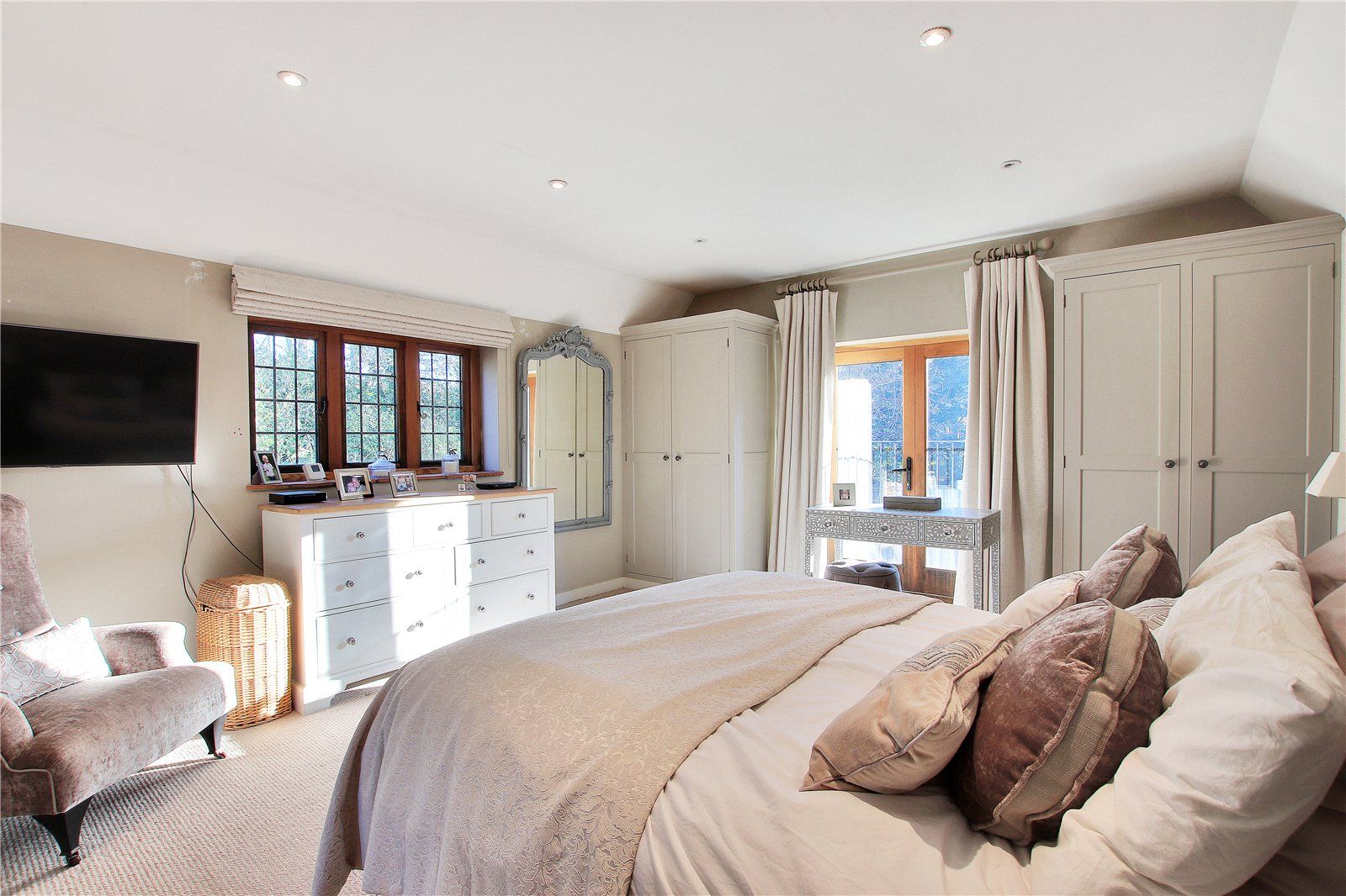 5 bed detached house for sale in Uckfield Lane, Hever, Edenbridge, Kent