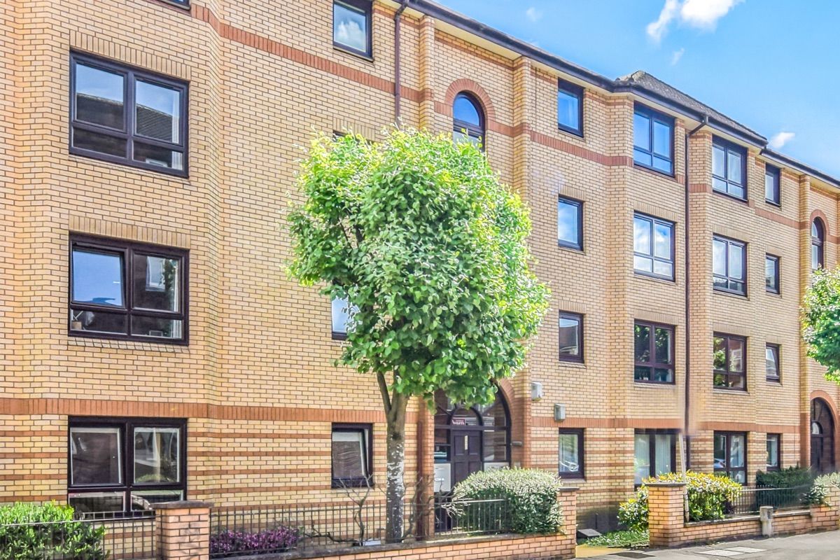 2 bed flat for sale in Armadale Street, Dennistoun, Glasgow G31 Zoopla