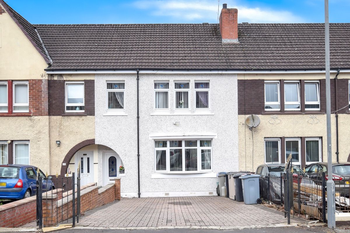 3 bed terraced house for sale in Donald Terrace, Hamilton ML3 Zoopla