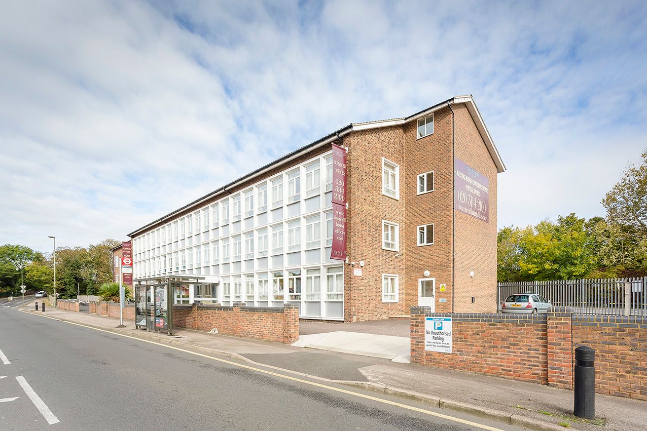 Studio to rent in Bunns Lane, Mill Hill, London NW7 Zoopla