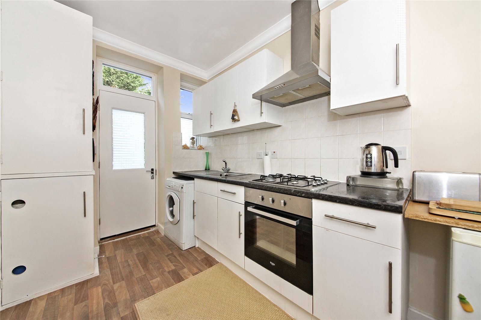 2 bed flat for sale in Court Road, Mottingham SE9 Zoopla