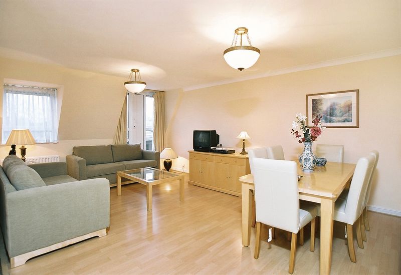 Greville Road, Maida Vale Boarders NW6  