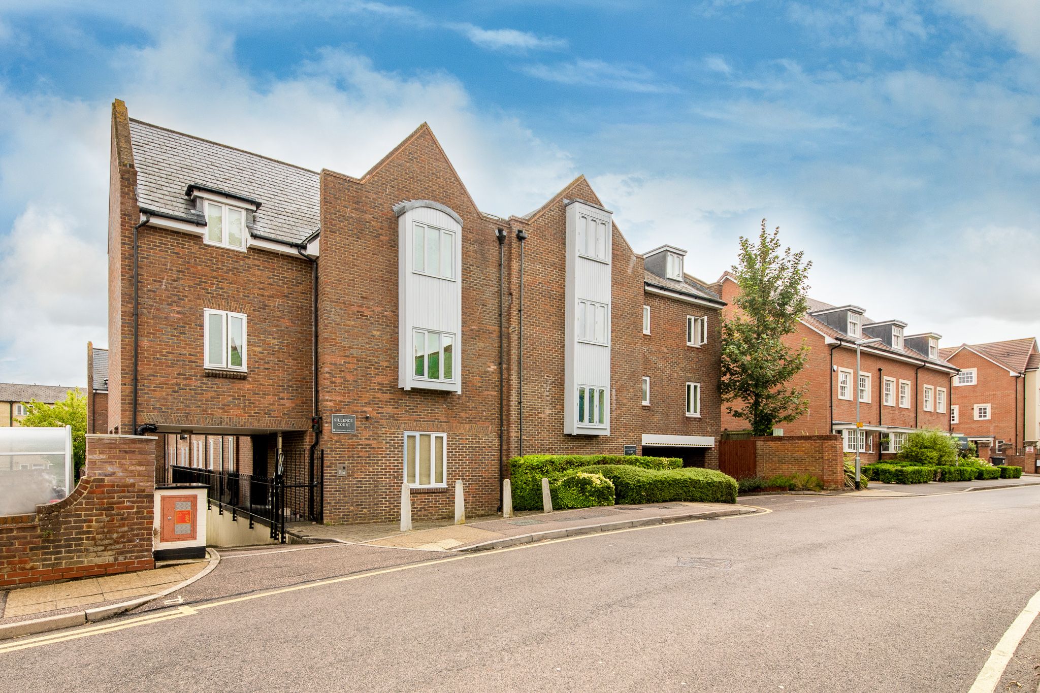 2 bed flat to rent in Sillence Court, Upper King Street, Royston SG8