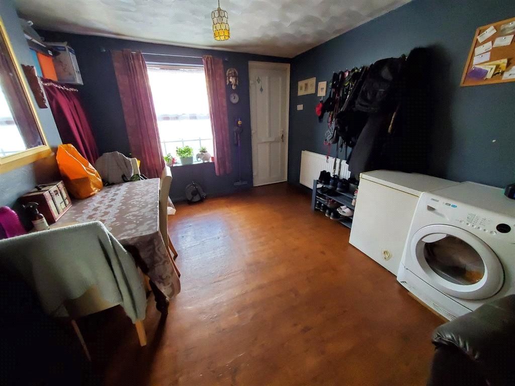 2 bed terraced house for sale in Avenue Road, Southampton, Hampshire