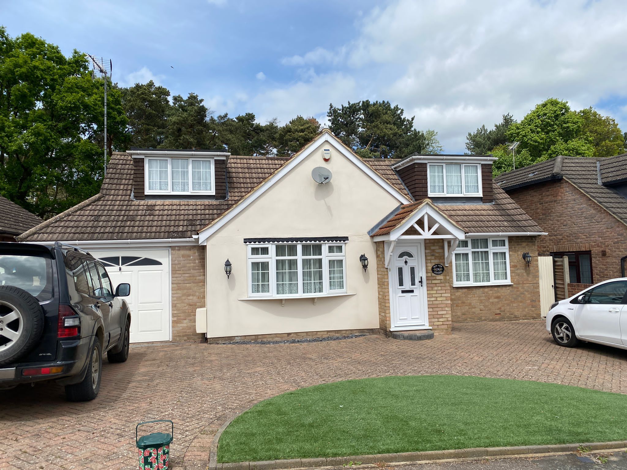 4 bed detached bungalow for sale in Brookside Crescent, Cuffley, Potters Bar EN6 Zoopla
