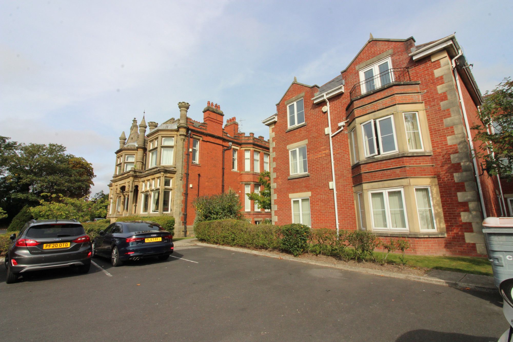 2 bed flat for sale in The Elms, Whitegate Drive, Blackpool, Lancashire