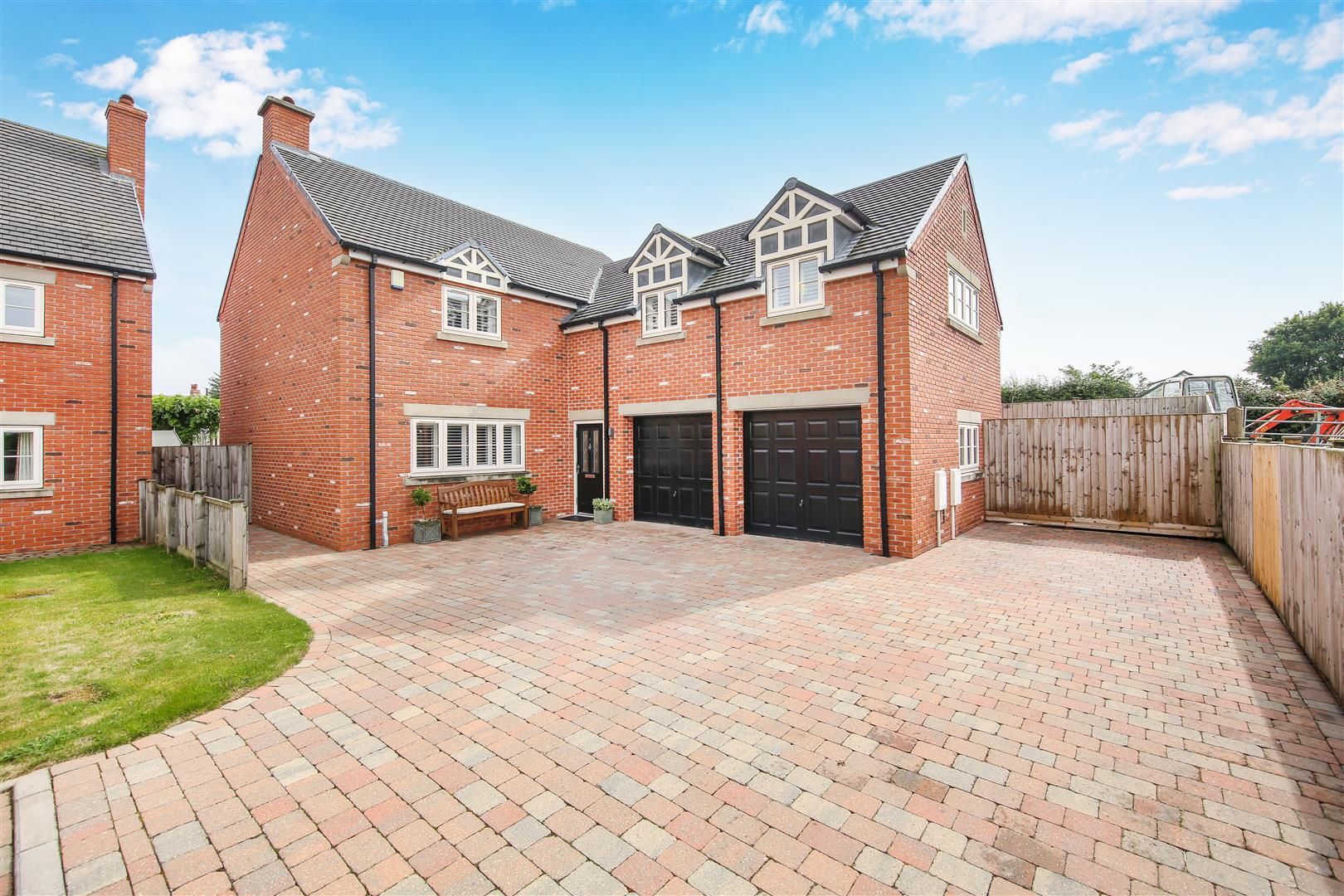 5 bed detached house for sale in Poplar Grove, Lower Pilsley