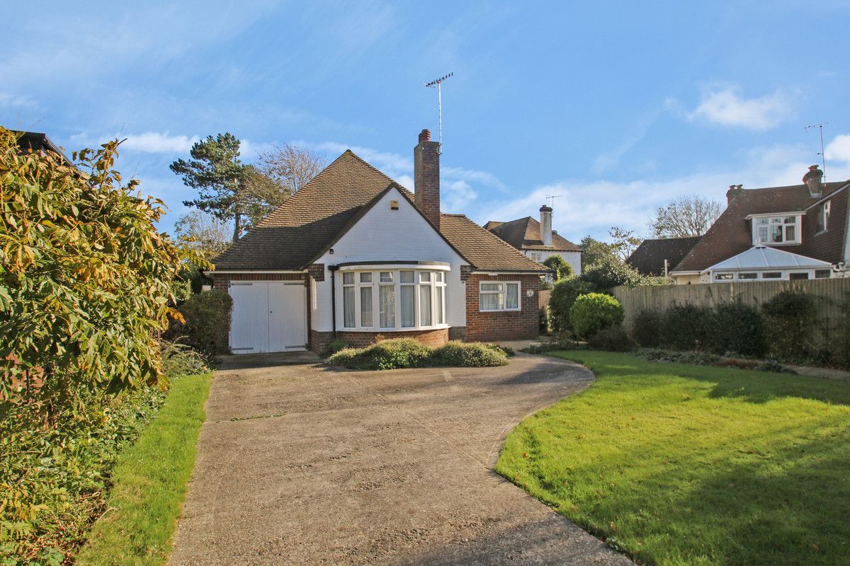 3 bed detached bungalow for sale in The Parkway, Rustington BN16 Zoopla