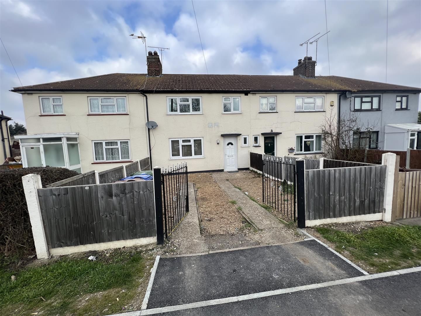 3 bed terraced house to rent in Brennan Road, Tilbury RM18 Zoopla