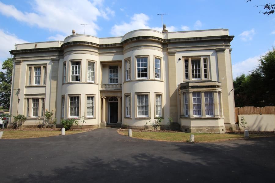 2 bed flat to rent in Cleeve Wood Road, Downend, Bristol BS16 Zoopla