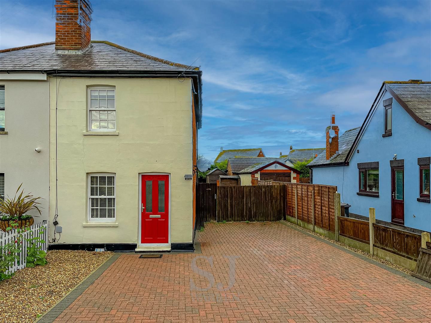 2 bed semidetached house for sale in Queen Street, Southminster CM0
