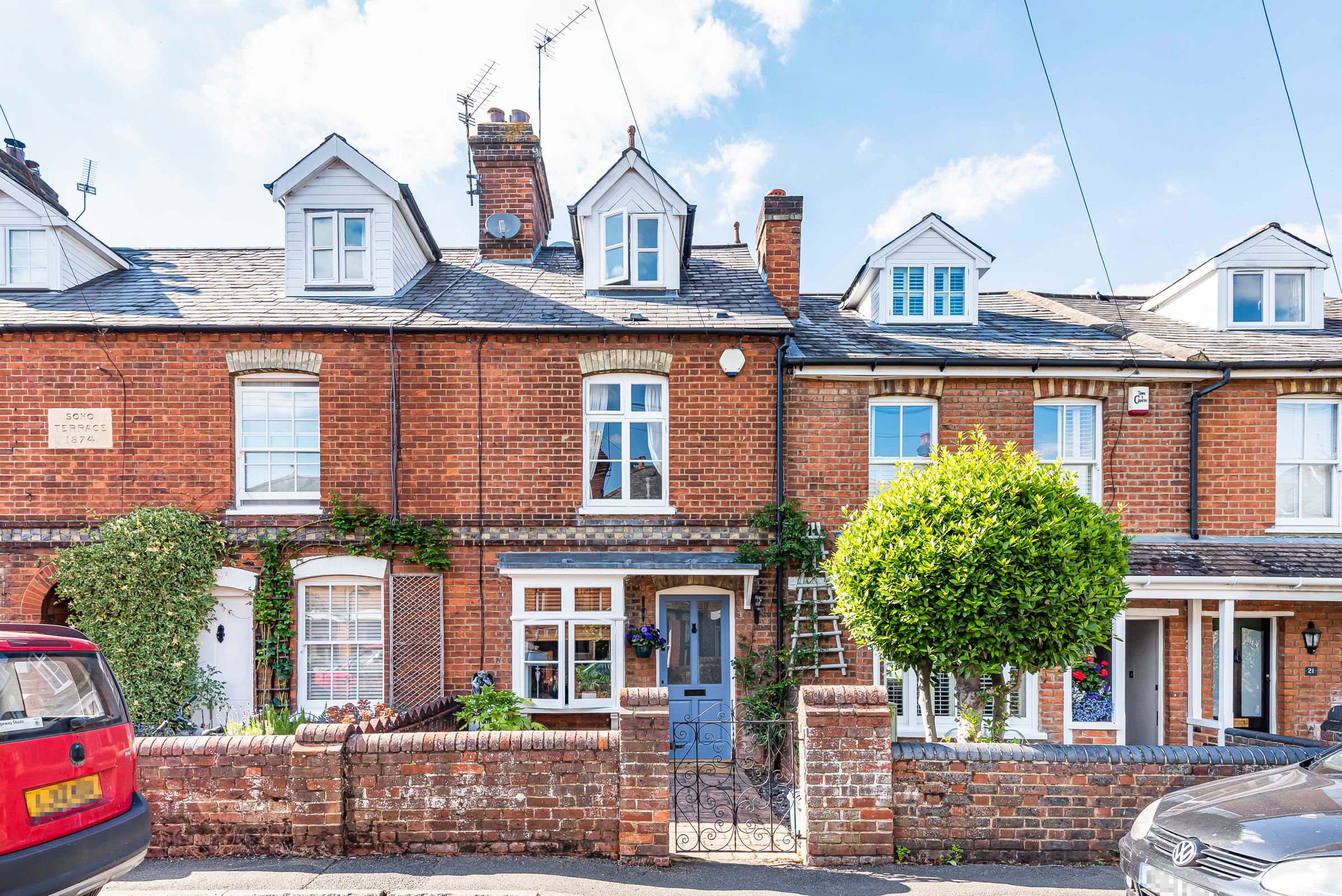 3 bed terraced house for sale in Beaumont Rise, Marlow SL7 Zoopla