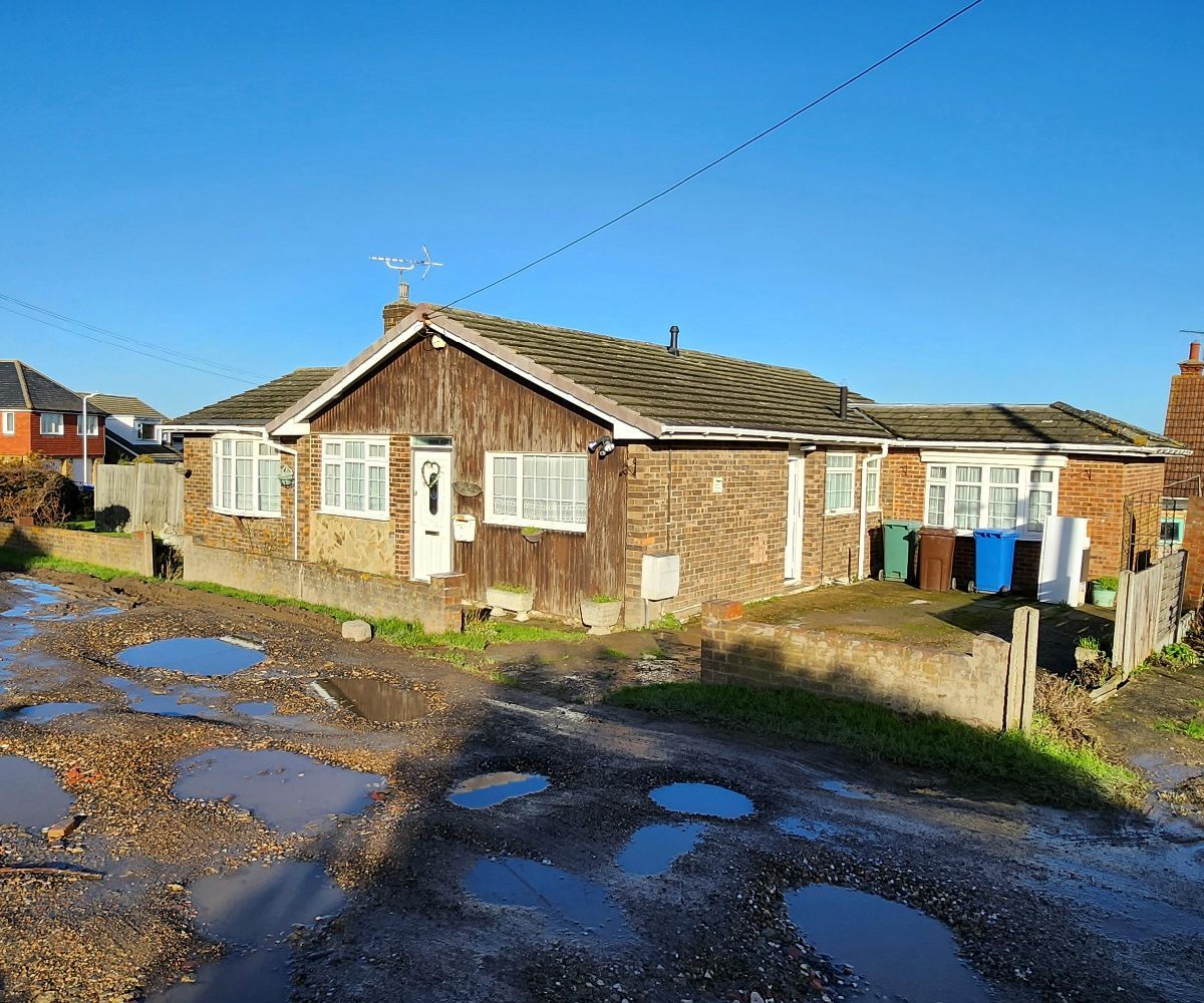 3 bed bungalow for sale in Augustine Road, Minster On Sea, Sheerness