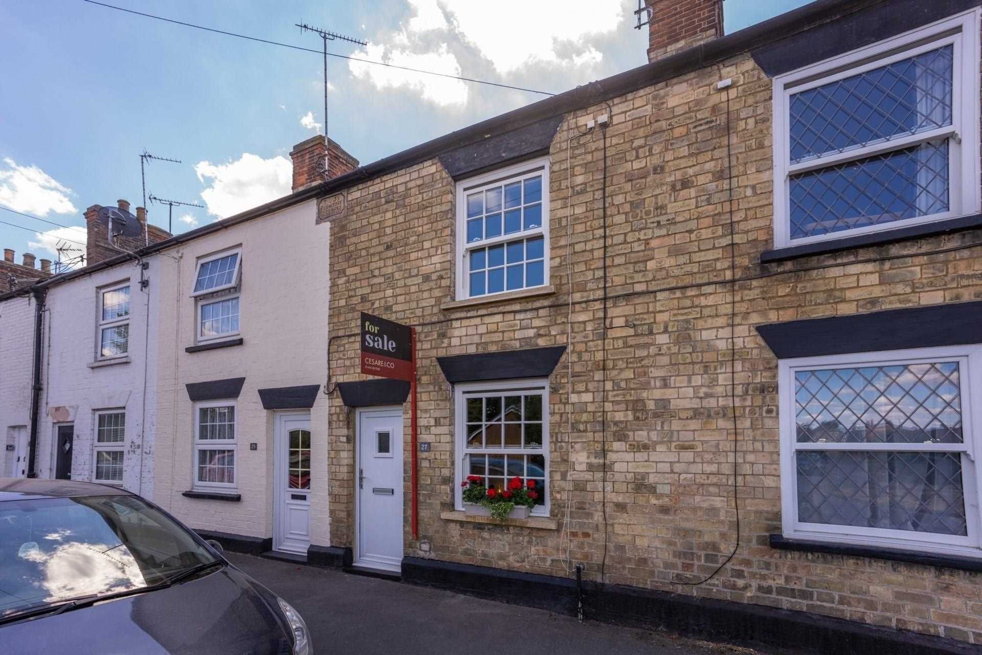 2 bed cottage for sale in Cheddington Road, Pitstone, Leighton Buzzard