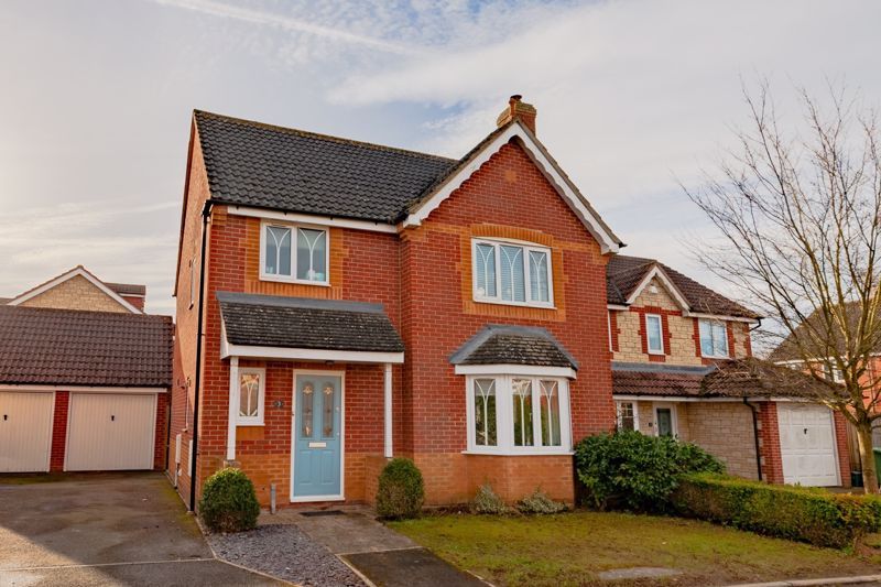 4 bed detached house for sale in Worcester Place, Southmoor, Abingdon OX13 Zoopla