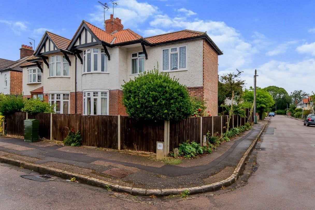 4 bed semidetached house for sale in Woodfield Road, Peterborough PE3