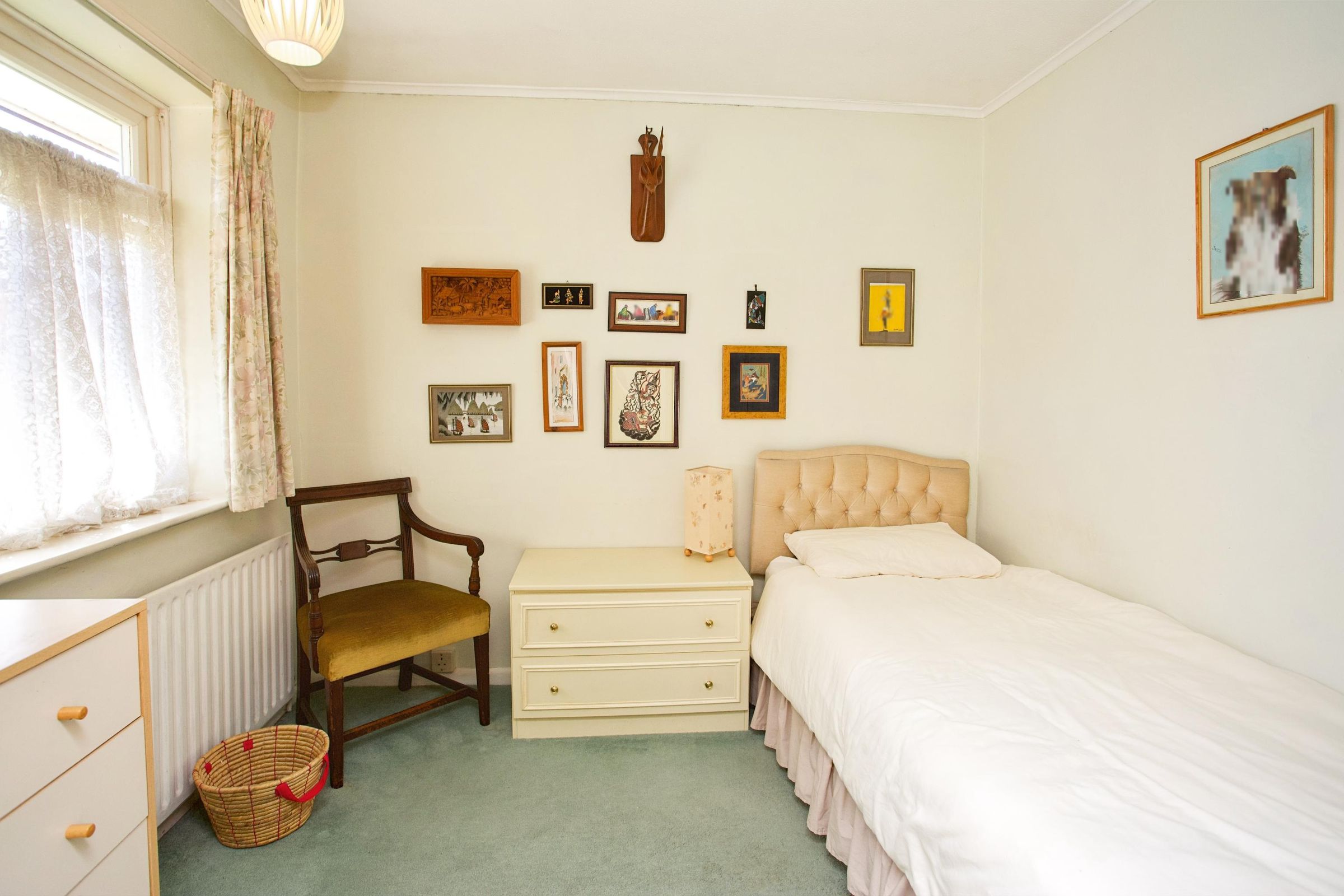 4 bed bungalow for sale in Greenfield Crescent, Waterlooville PO8 Zoopla