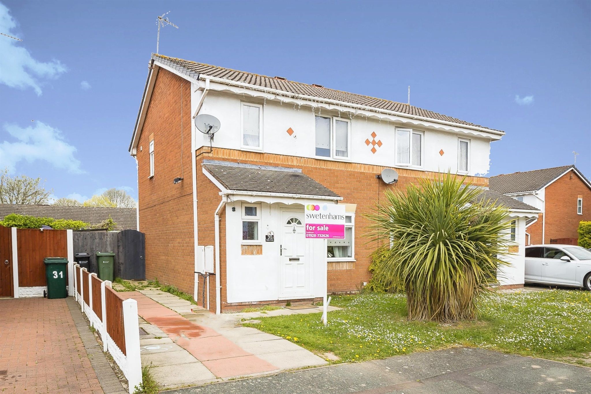 3 bed semidetached house for sale in Dalton Close, Blacon, Chester CH1