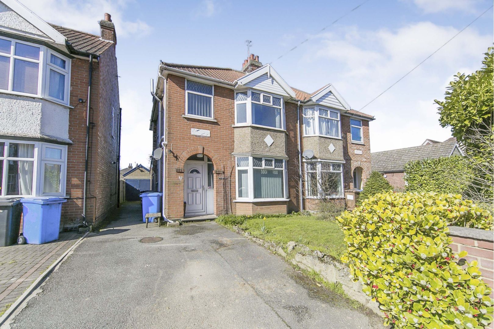 3 bed semidetached house for sale in Sidegate Lane, Ipswich IP4 Zoopla