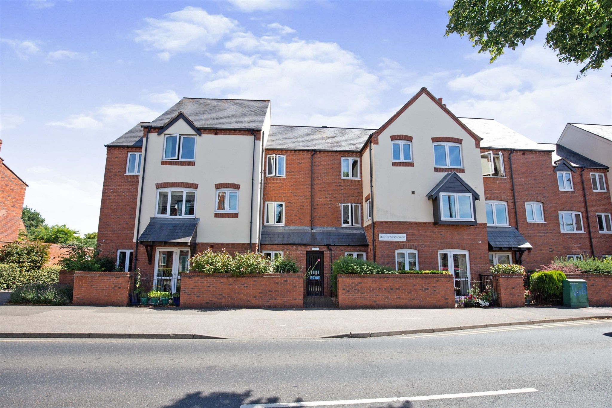 1 bed property for sale in Montgomery Court, Coventry Road, Warwick