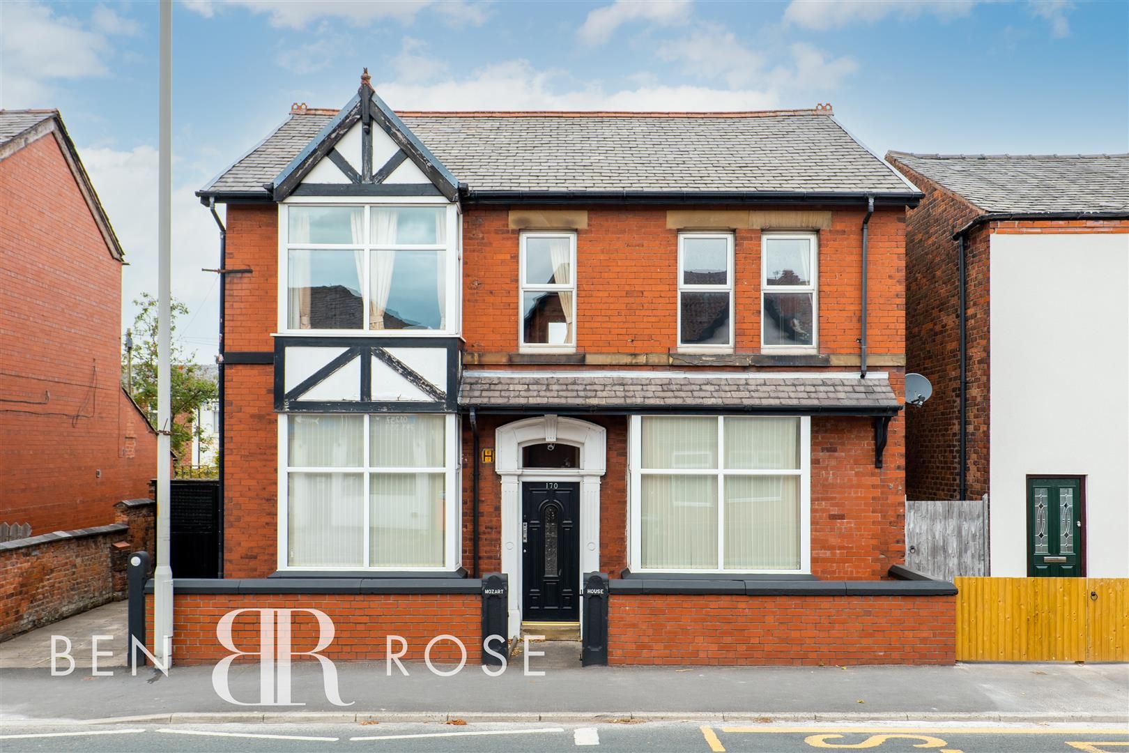 4 bed detached house for sale in Spendmore Lane, Coppull, Chorley PR7