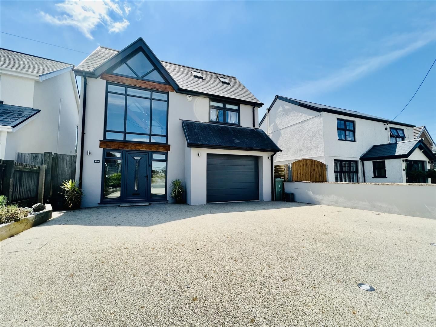 4 bed detached house for sale in Joiners Road, Three Crosses, Swansea