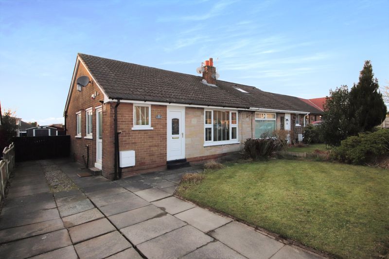 2 bed bungalow for sale in Churchill Drive, Little Lever, Bolton BL3