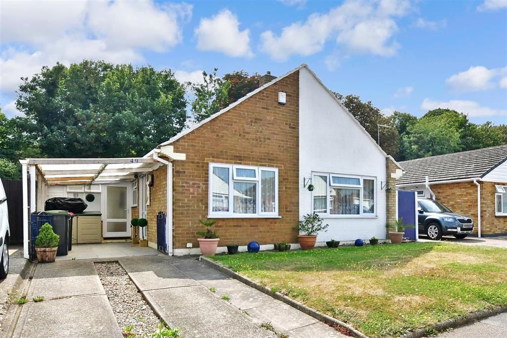 2 bed detached bungalow for sale in Cherry Gardens, Herne Bay, Kent CT6