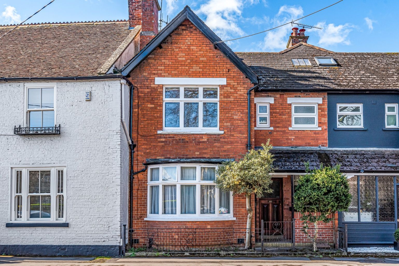 5 bed terraced house for sale in Boreham Road, Warminster, Wiltshire