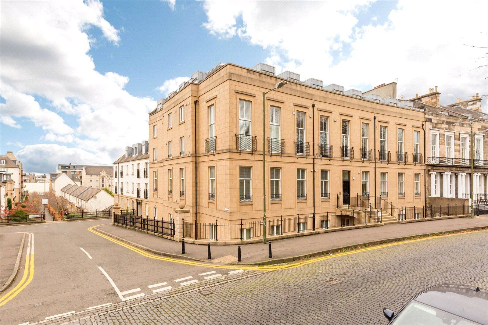2 bed flat to rent in Hopetoun Crescent, Edinburgh, Midlothian EH7 Zoopla