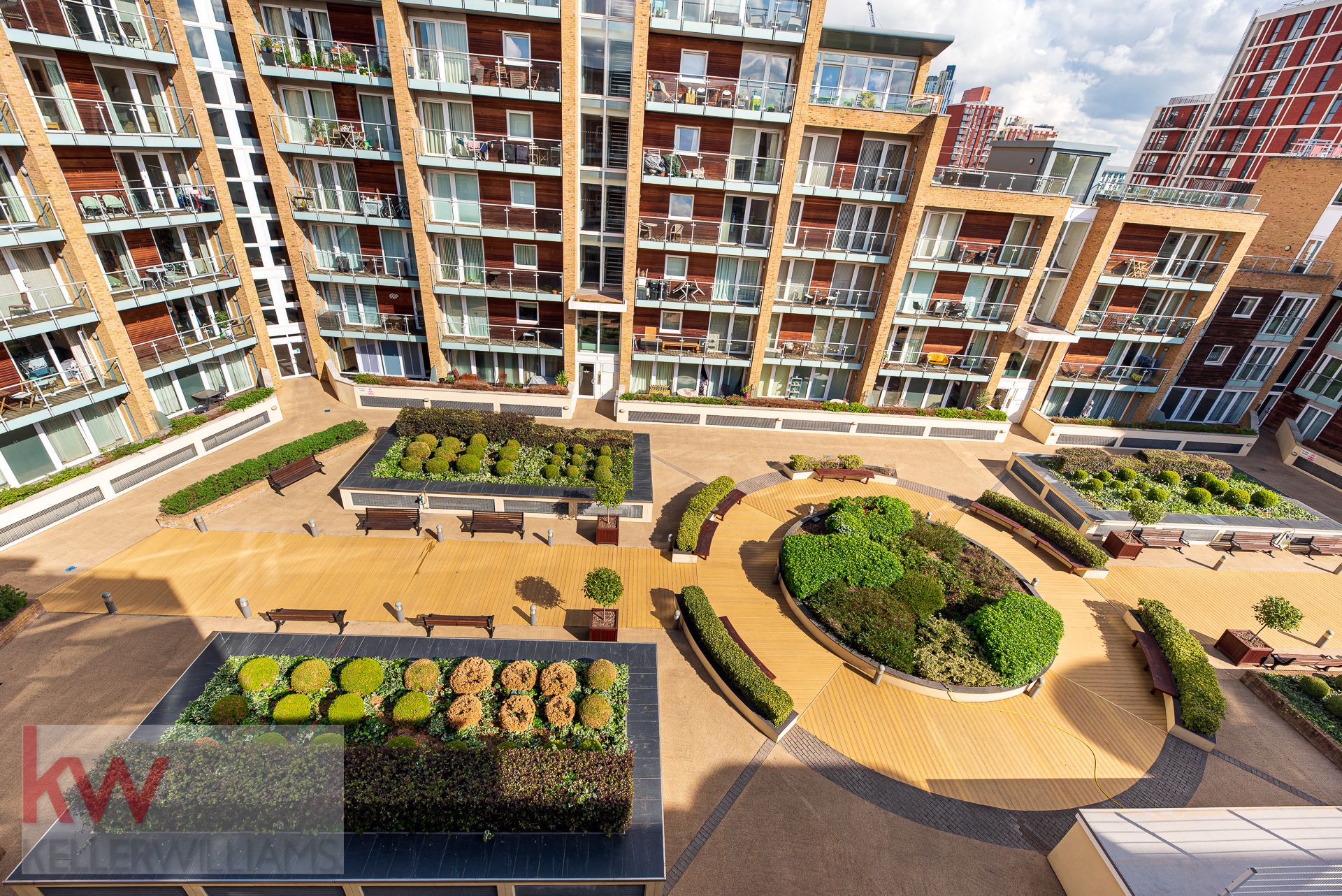 2-bed-flat-for-sale-in-battersea-park-road-london-sw8-zoopla