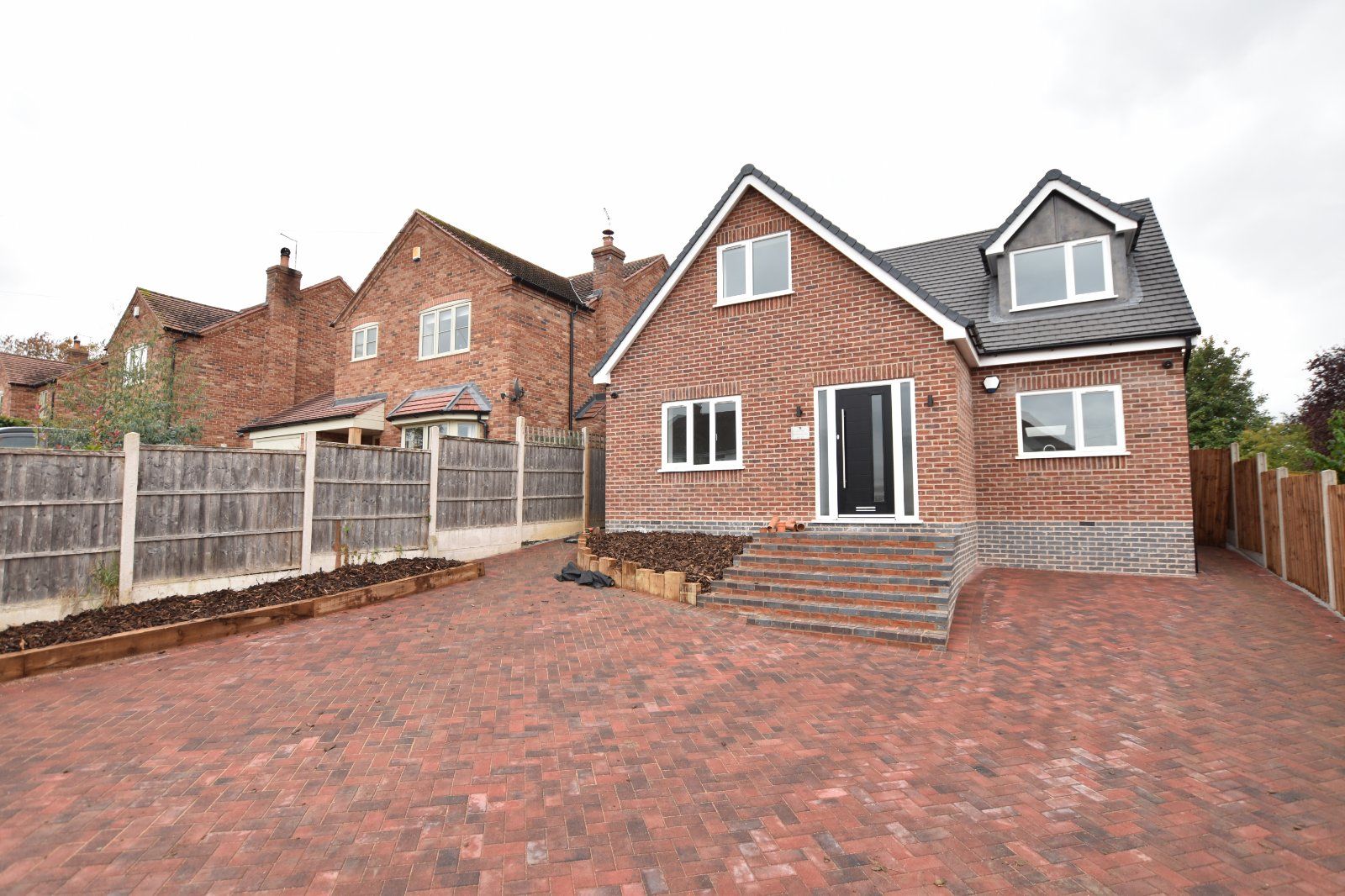 4 bed bungalow for sale in Road, Sedgeberrow, Evesham