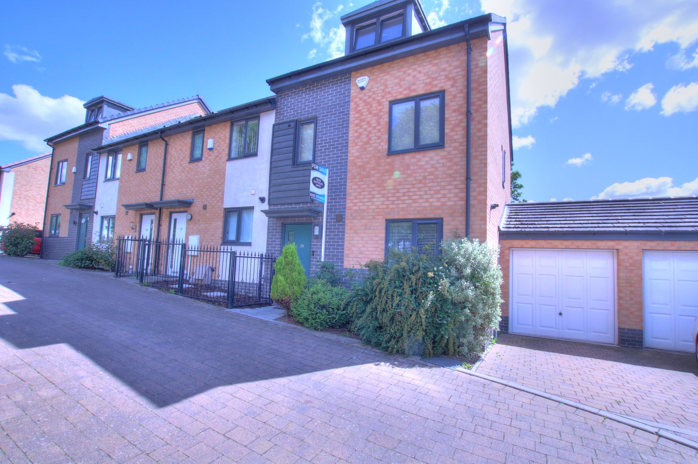 3 bed town house for sale in Colwyne Place, Blakelaw, Newcastle Upon