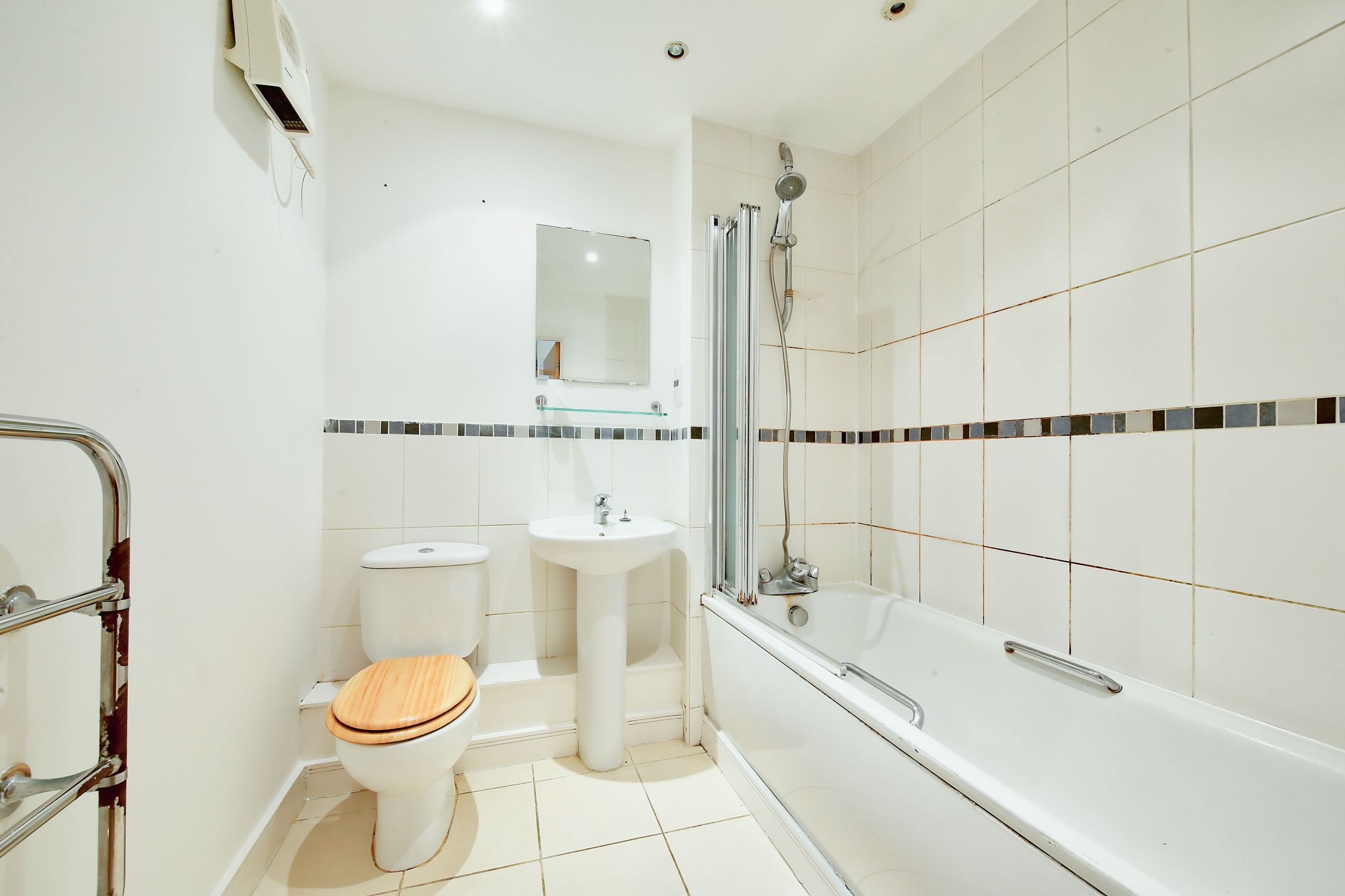 1 bed flat for sale in St. James Road, Sutton SM1 Zoopla