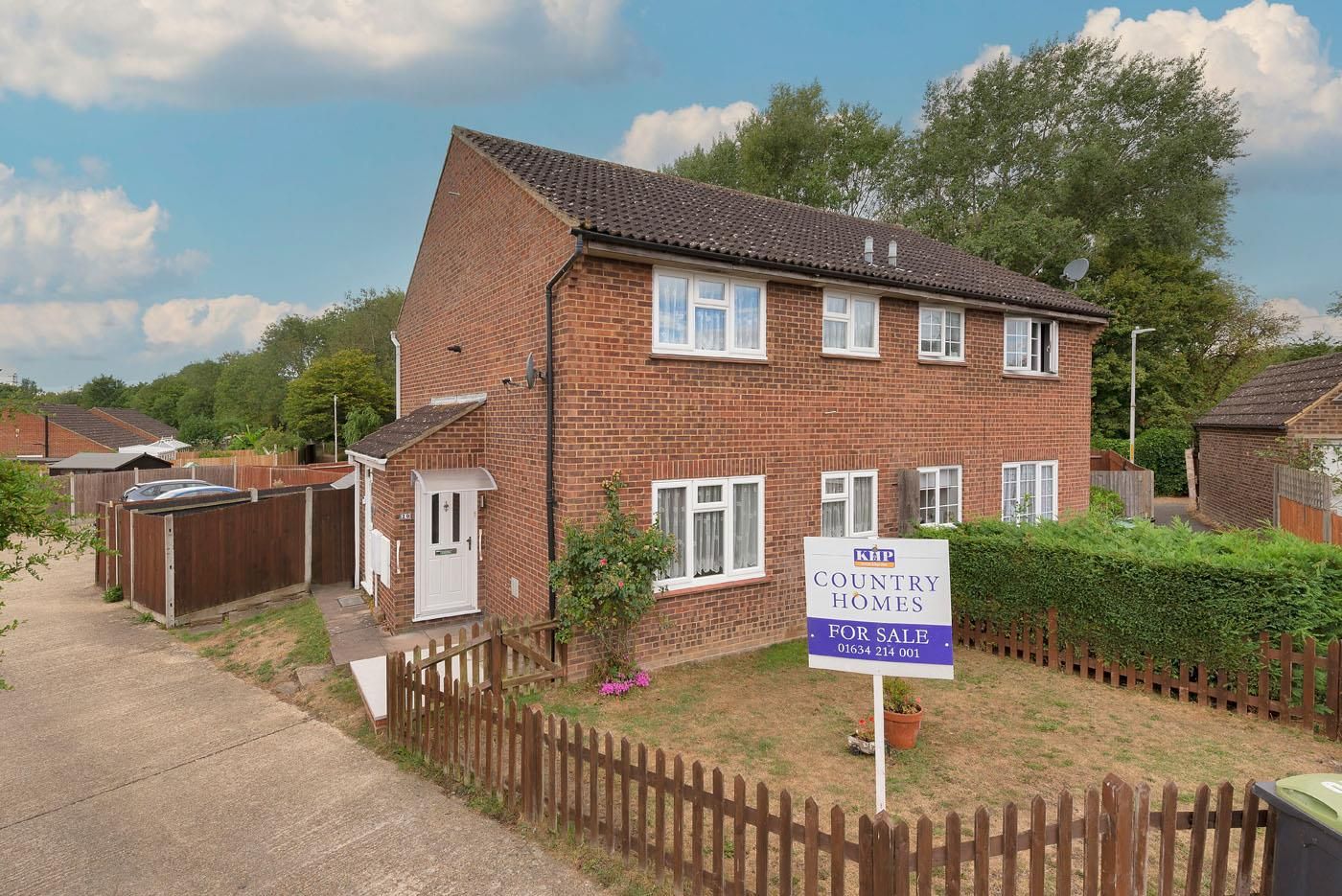 1 bed end terrace house for sale in Midsummer Road, Snodland ME6 Zoopla