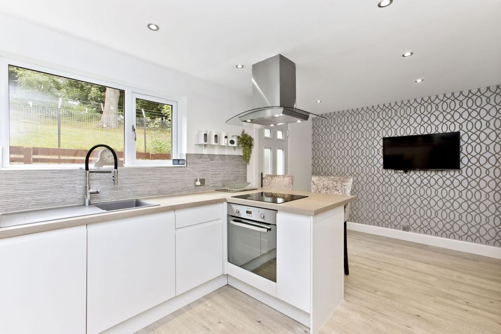 Mortonhall Park View, Edinburgh EH17  