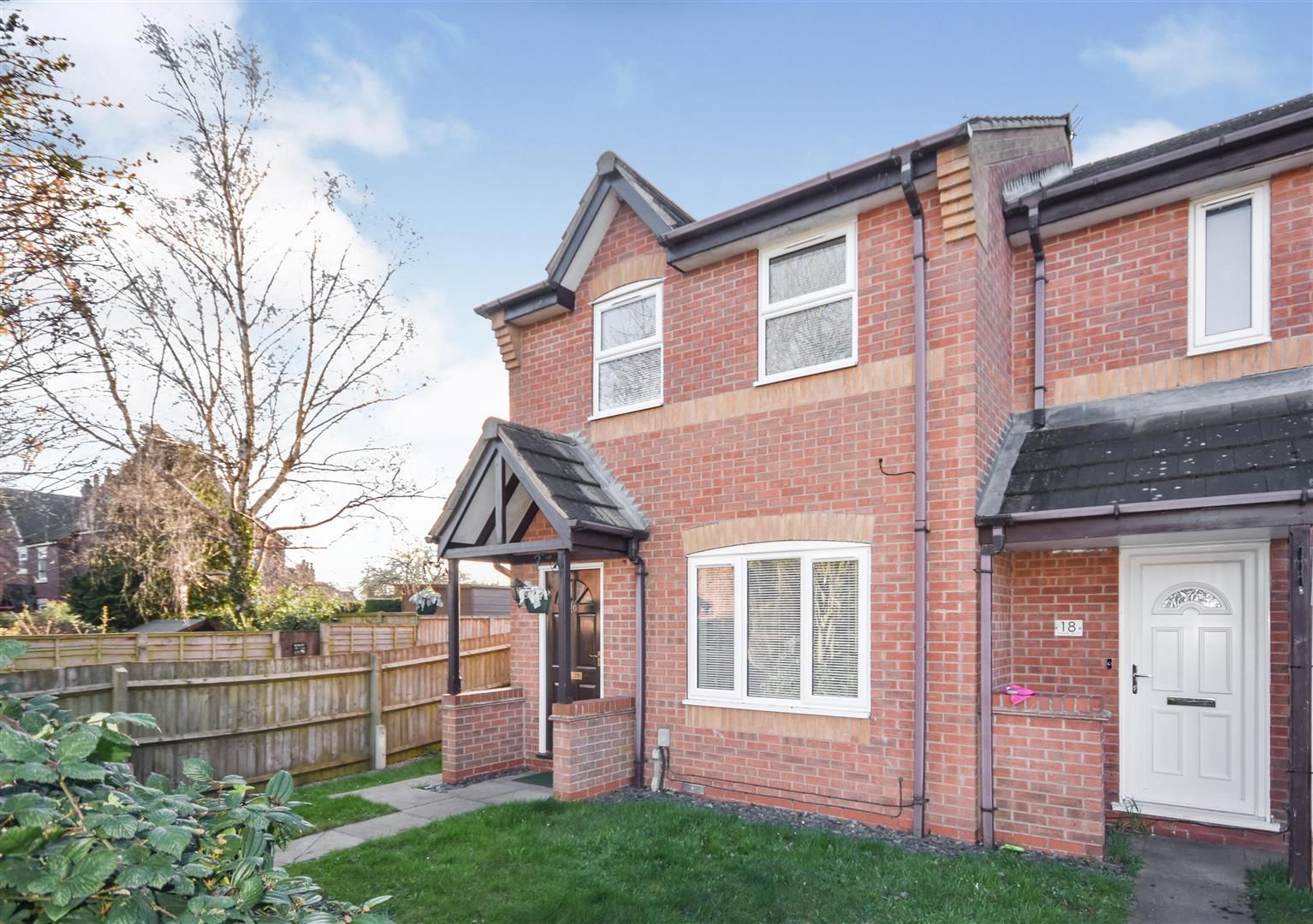 3 bed property for sale in Walland Grove, Doxey, Stafford ST16 Zoopla